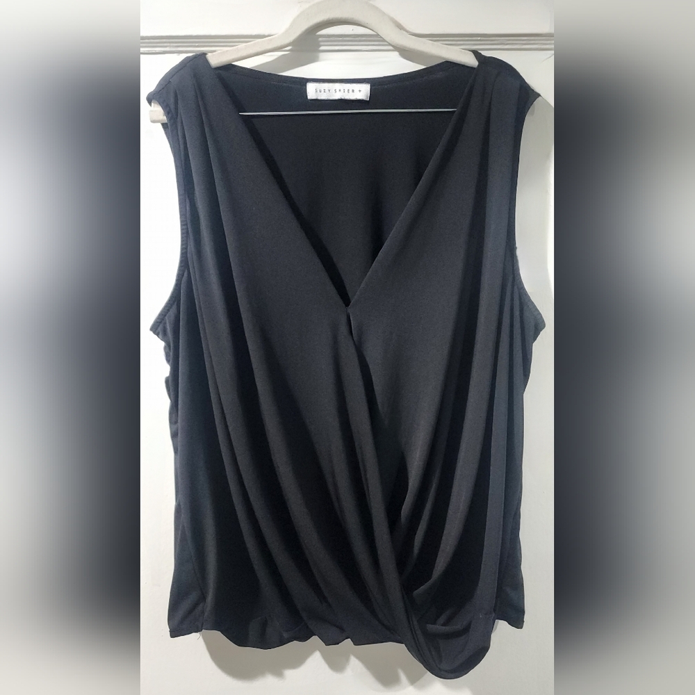 🌷Suzy Shier Black Draped Twist Front Sleeveless Blouse🌷size:3X